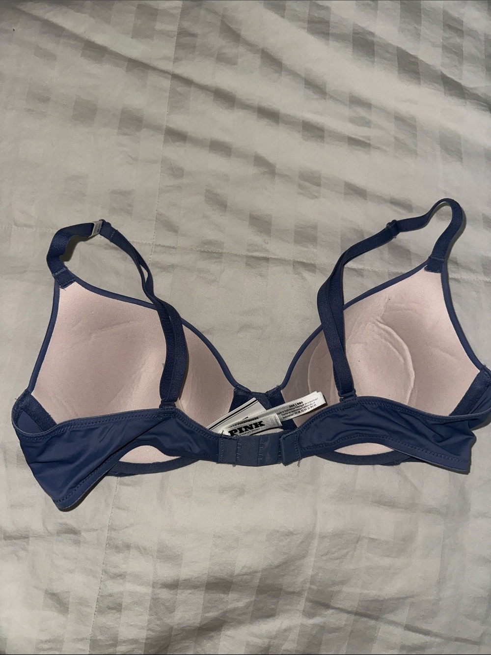 PINK Victoria's Secret Wear everywhere T-shirt lightly lined bra in Blue 36B - Picture 2 of 3